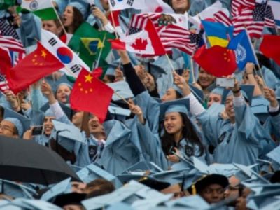 وضعیت مبهم دانشجویان خارجی در آمریکا/ صدور ویزا لغو شد