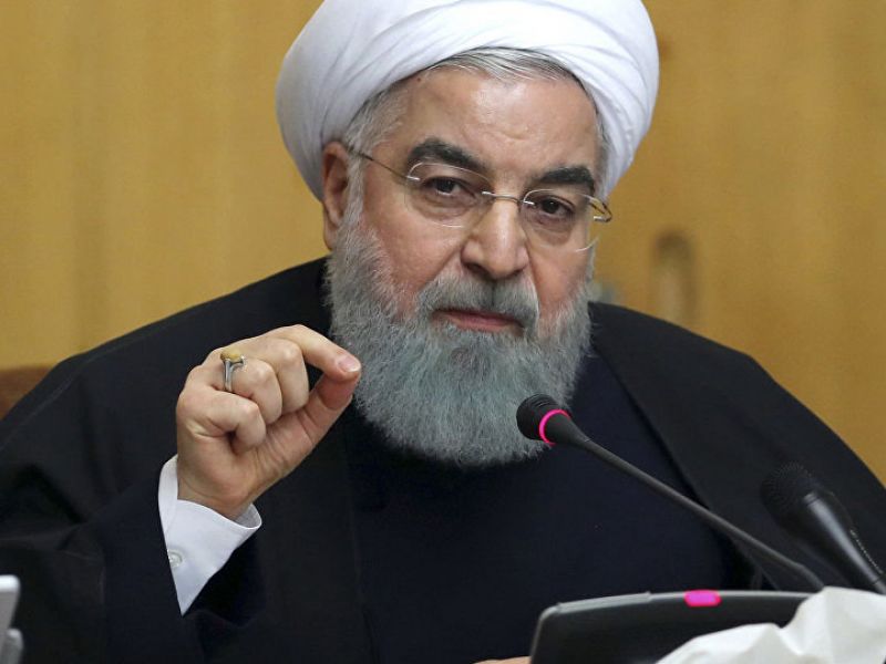 تشکر رئیس جمهور از رهبر انقلاب/ روحانی از کارگران تقدیر کرد