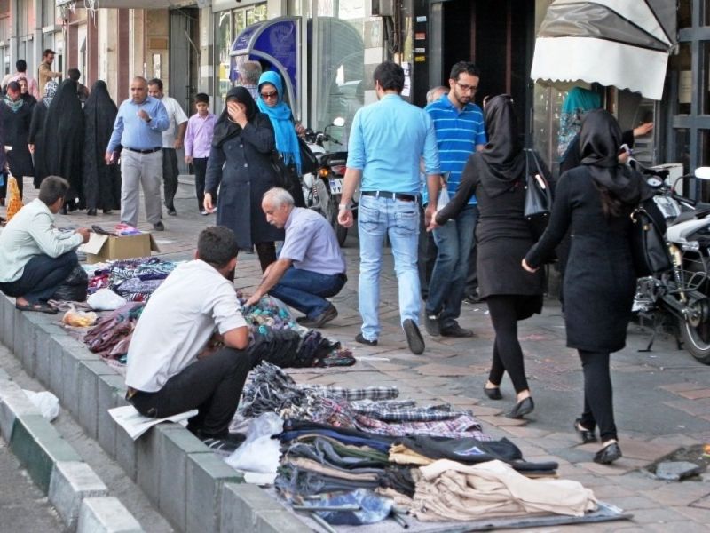 ساماندهی دستفروشان تهران آنلاین می‌شود