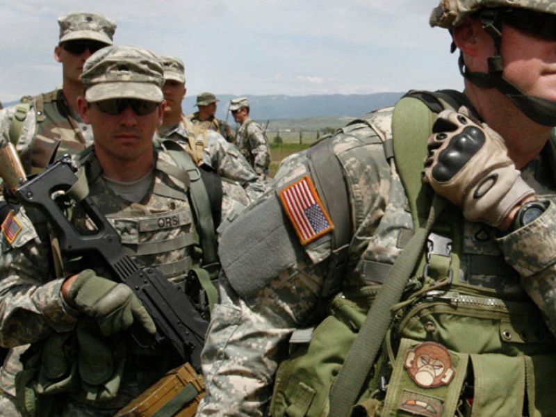 مدال شجاعت ارتش آمریکا به سربازان مجروح شده در عین الاسد