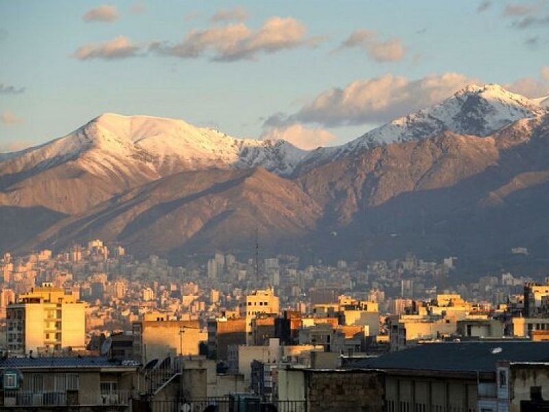 هوای تهران برای همه گروههای سنی آلوده است
