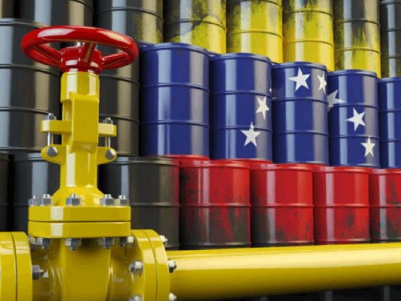 آمریکا تحریم‌های نفتی ونزوئلا را بیشتر می‌کند