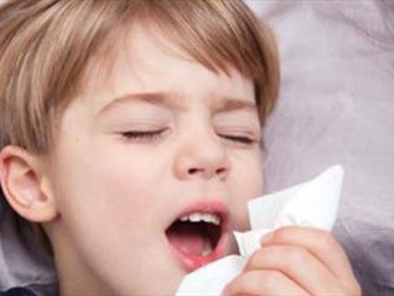 دانش آموزان با علائم سرماخوردگی به مدرسه نروند