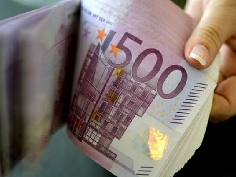 افزایش نرخ رسمی یورو و پوند
